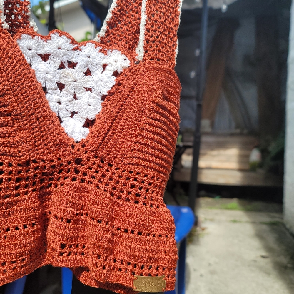 Crop top crochet strech  / Size S /M.  I DO NOT ACCEPT RETURNS - Picture 2 of 6